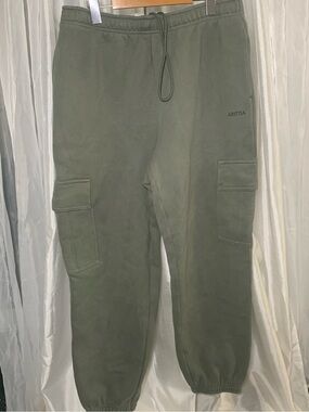 Aritzia Olive Cargo Joggers